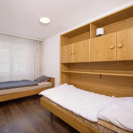 Apartment Bright 2br With Parking And Balcony *